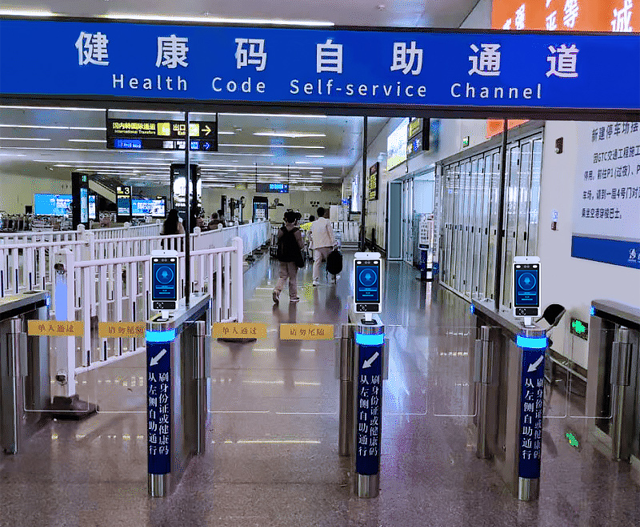 工業顯示器,人臉識別門禁機,智能人證合一識別終端,人臉識別閘機,人臉識別門禁機,佳維視